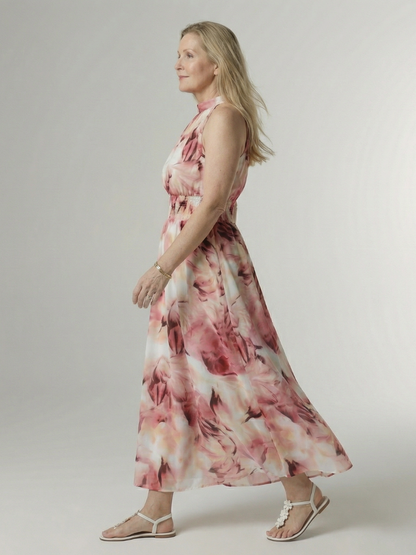 Sylin | Nabrana midi obleka s halter ovratnikom