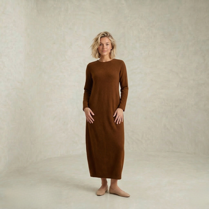 Amelie | Chic prefinjena maksi obleka