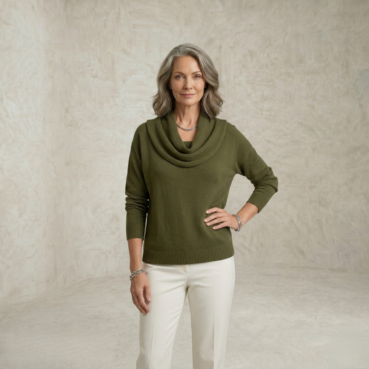 Delilah | Pleated Collar pulover