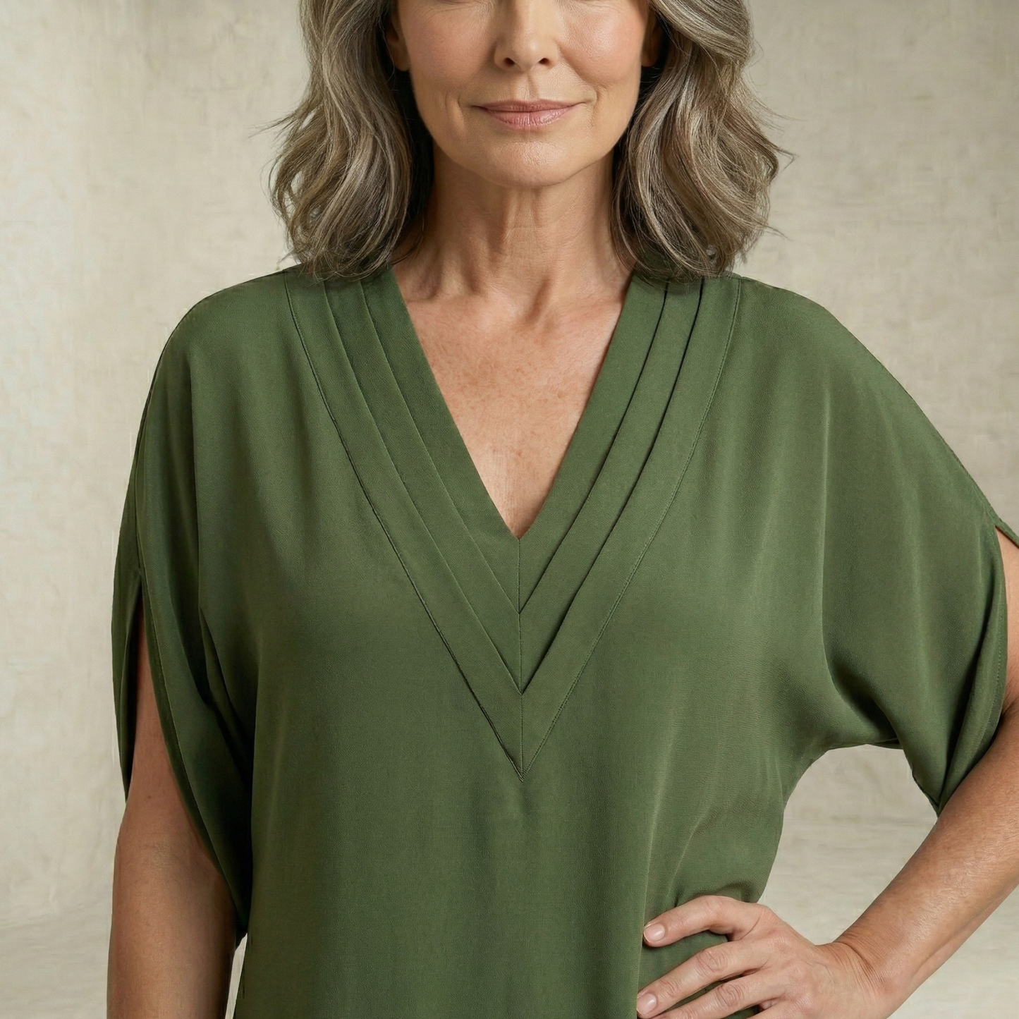 Gabrielle | Draped V Neck mini obleka