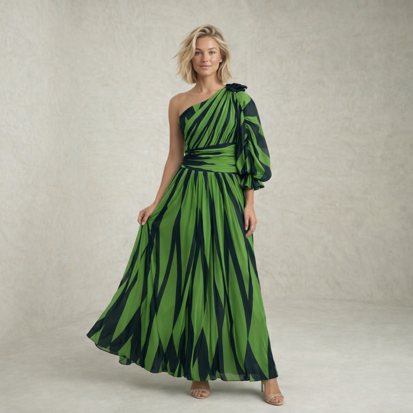 Isabella – Črtasta maksi obleka na eno ramo