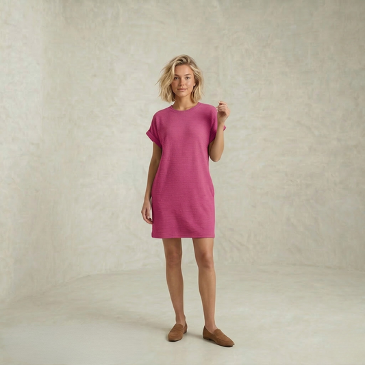 Lillian | Minimalistična teksturirana mini obleka