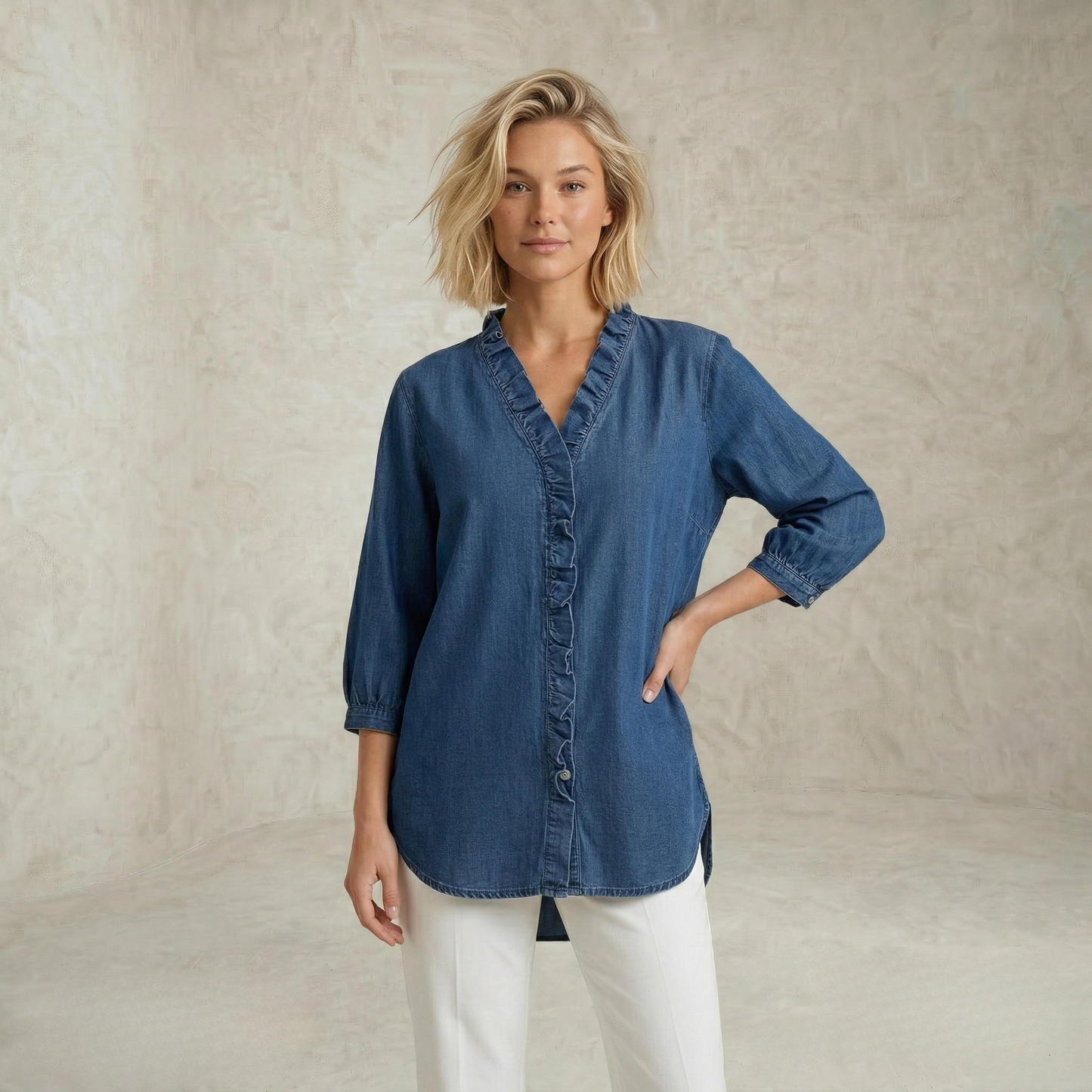 Linda | Elegantna bluza z volančkastim robom
