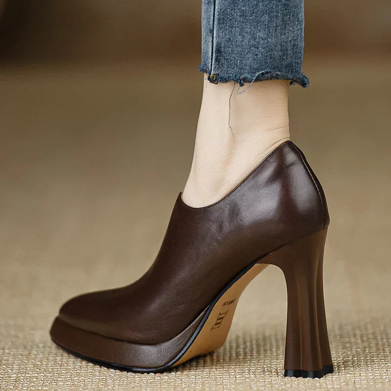 Carina | Šik Elegantni Salonarji