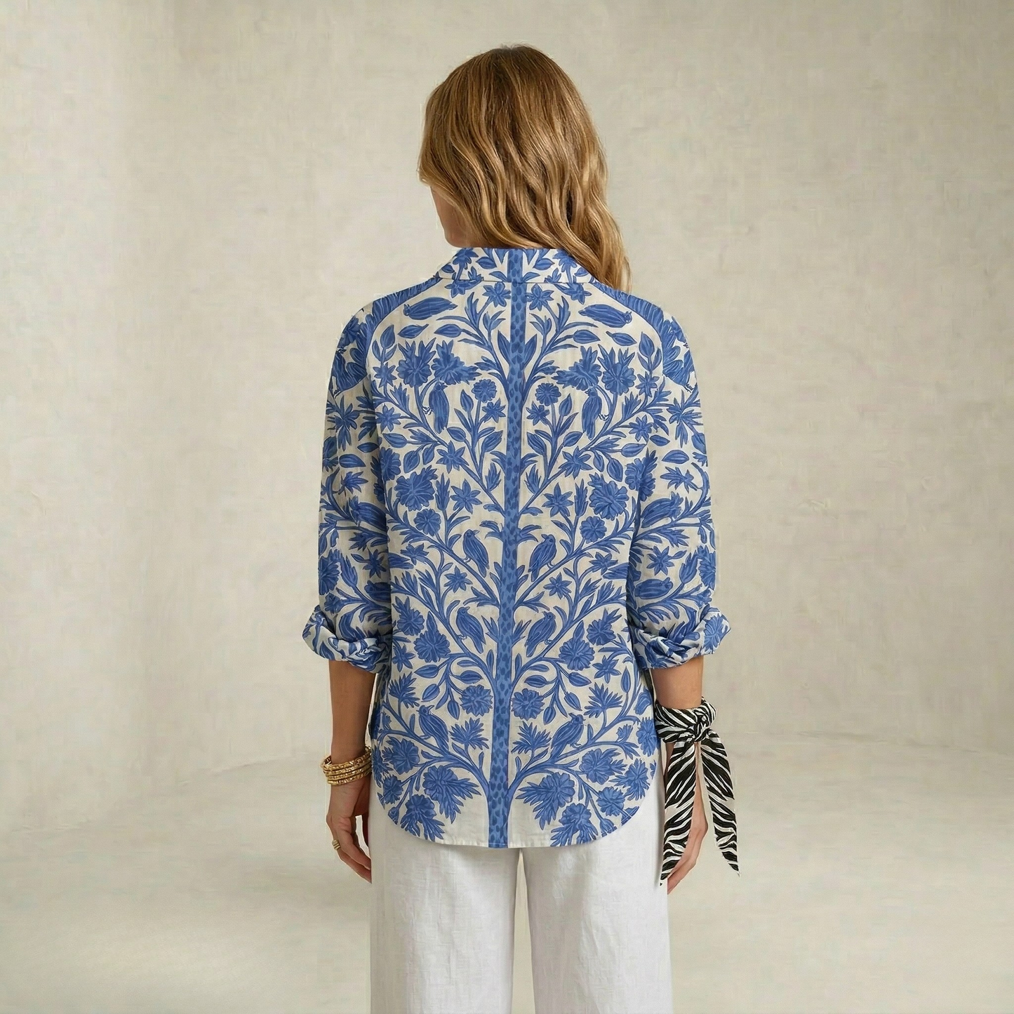 Veronique | elegantna Sproščena-Kroj Azure bluza